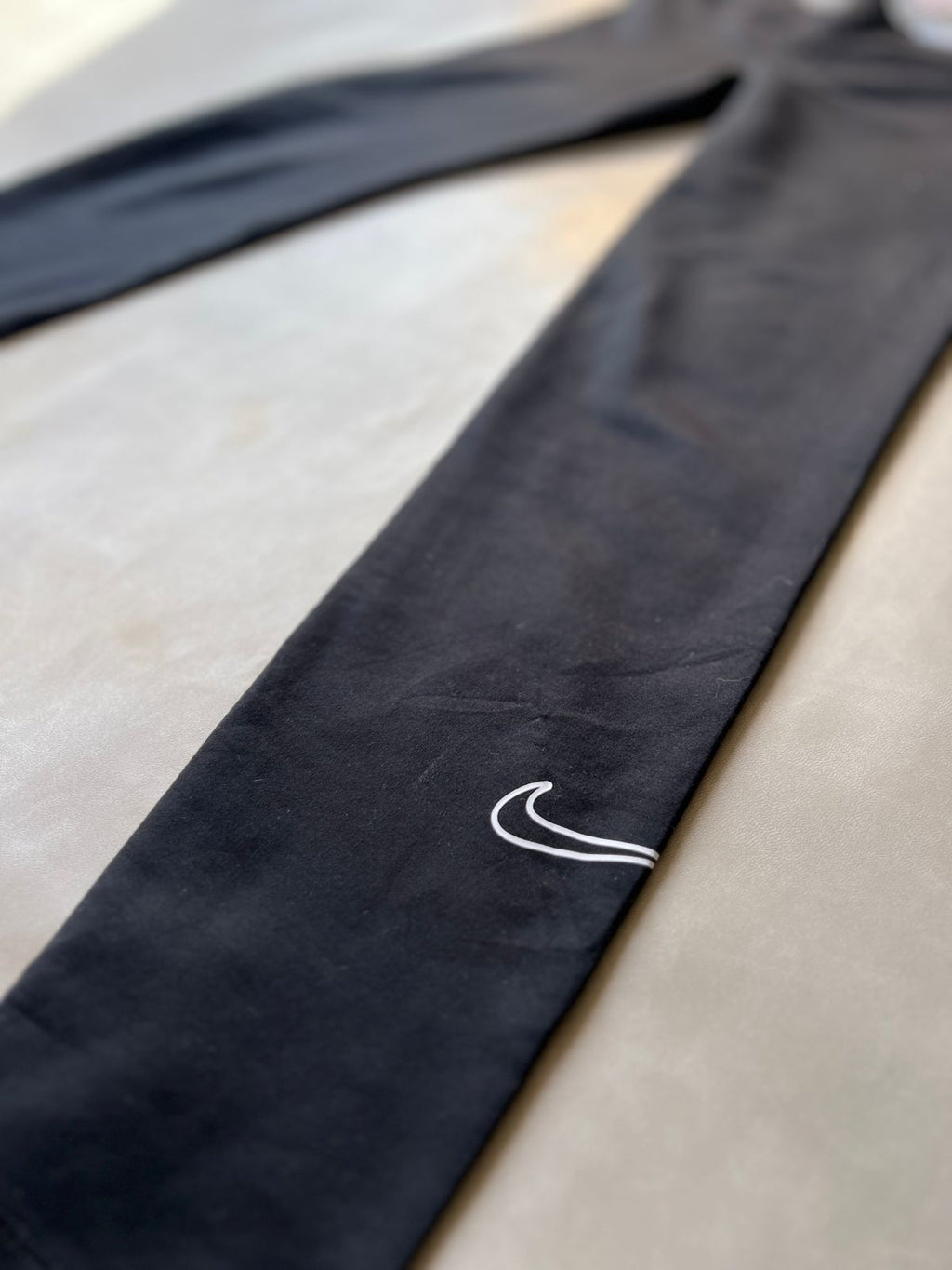 Nike Black Essential Leggings (L-XL)