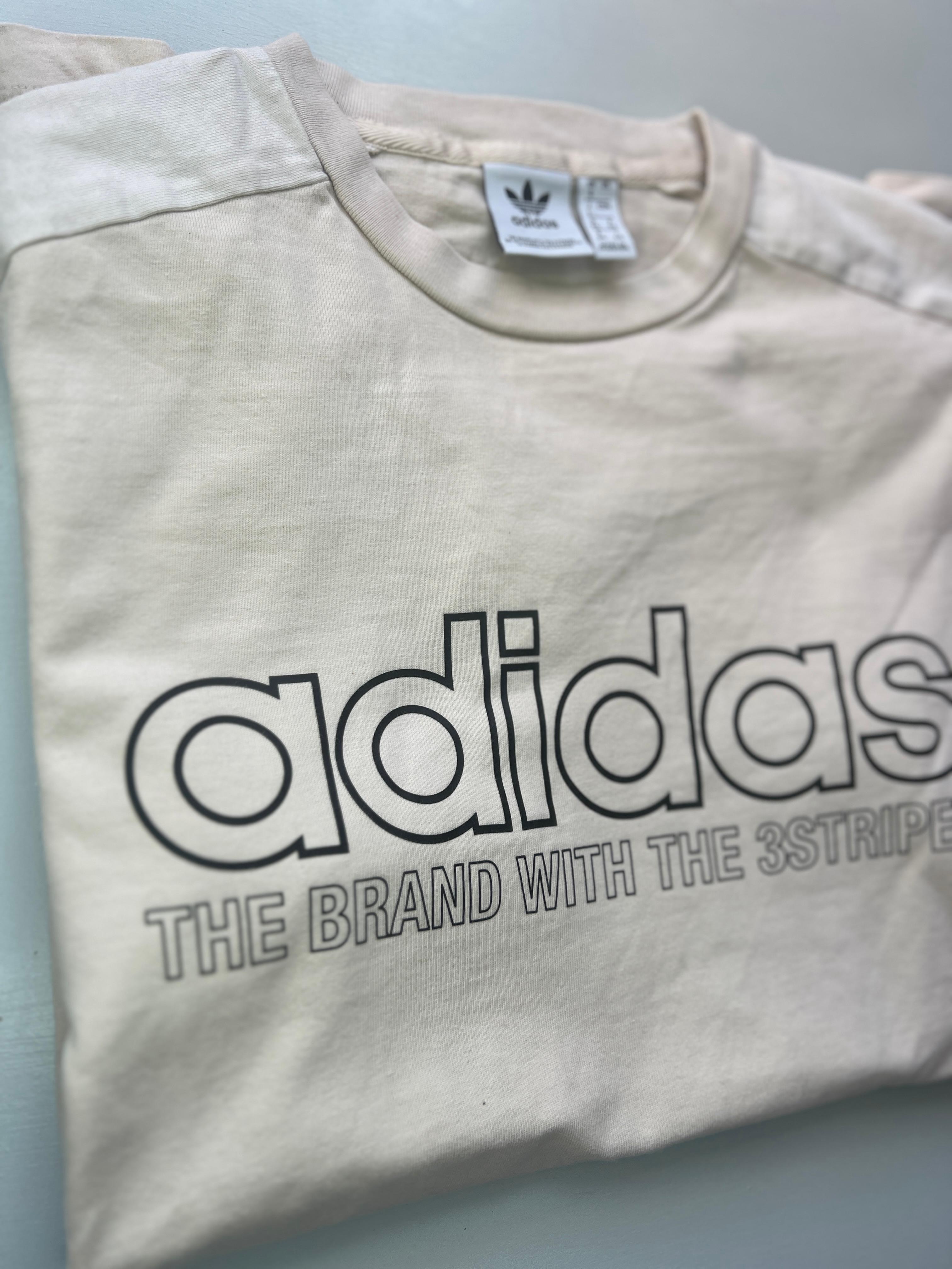Light Beige Adidas Graphic T-Shirt (S/M)